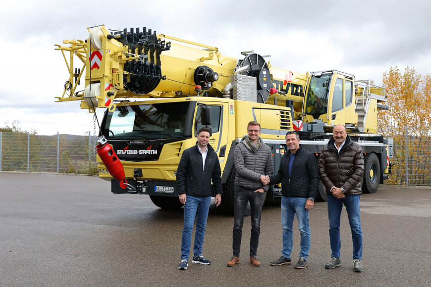 First mobile crane in the fleet: Stützle-Späth takes delivery of a Liebherr LTM 1110-5.2